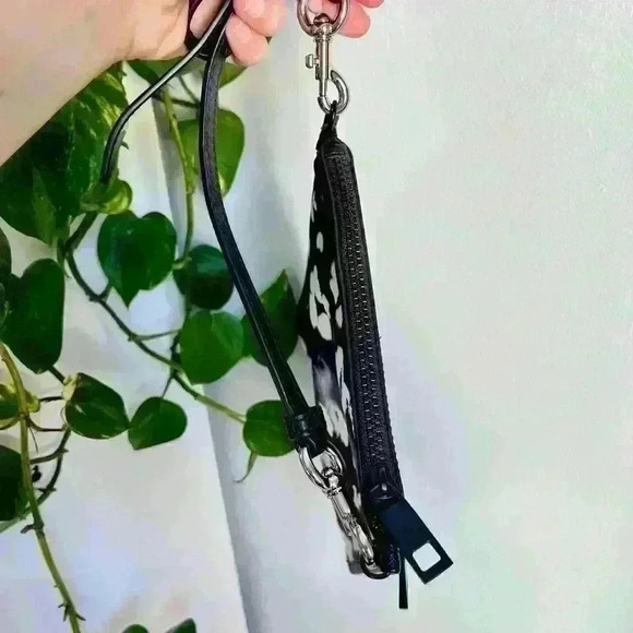 Ted Baker London Shandy Leopard Nylon Crossbody - Picture 6 of 10